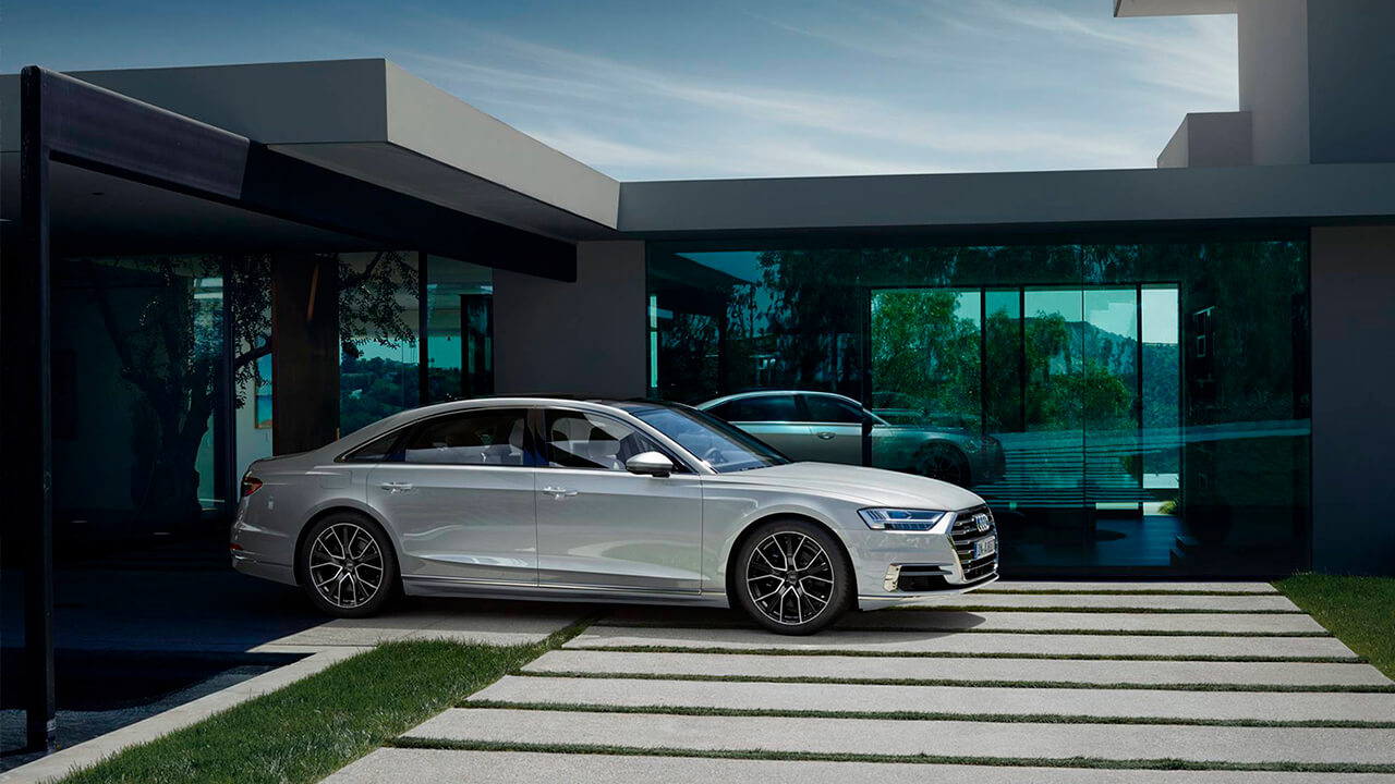 Audi A8: Автомобили в&nbsp;наличии